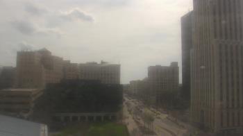 Weather camera view of Akron-Summit County Public Library.