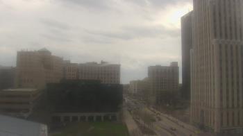 Weather camera view of Akron-Summit County Public Library.