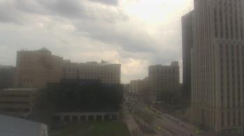 Weather camera view of Akron-Summit County Public Library.