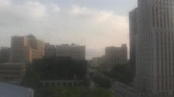 Weather camera view of Akron-Summit County Public Library.