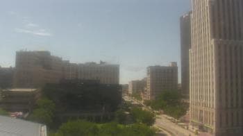 Weather camera view of Akron-Summit County Public Library.