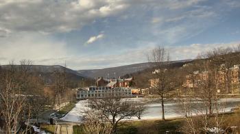 Weather camera view of Penn State University Altoona Campus.