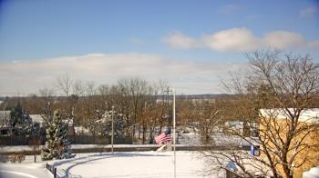 Weather camera view of Grass Lake School District 36.