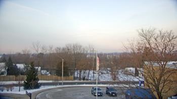 Weather camera view of Grass Lake School District 36.