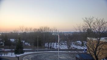 Weather camera view of Grass Lake School District 36.