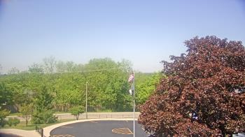 Weather camera view of Grass Lake School District 36.