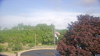 Weather camera view of Grass Lake School District 36.