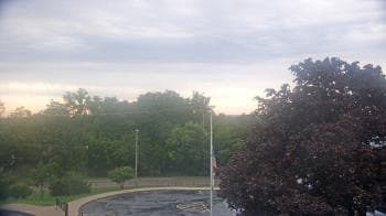 Weather camera view of Grass Lake School District 36.