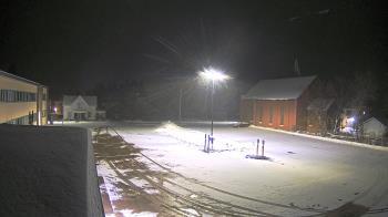 Weather camera view of Antwerp Primary School.