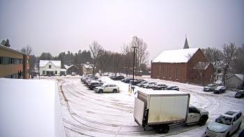 Weather camera view of Antwerp Primary School.