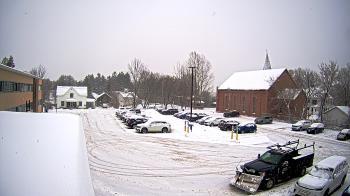 Weather camera view of Antwerp Primary School.