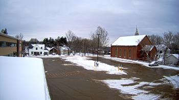 Weather camera view of Antwerp Primary School.