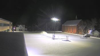 Weather camera view of Antwerp Primary School.