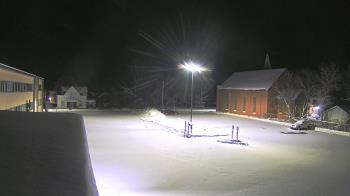 Weather camera view of Antwerp Primary School.
