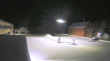 Weather camera view of Antwerp Primary School.
