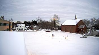 Weather camera view of Antwerp Primary School.
