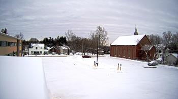 Weather camera view of Antwerp Primary School.