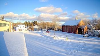 Weather camera view of Antwerp Primary School.