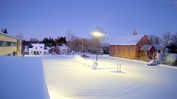 Weather camera view of Antwerp Primary School.