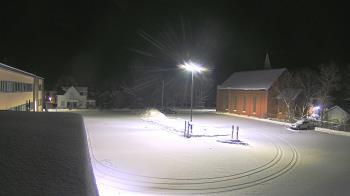 Weather camera view of Antwerp Primary School.