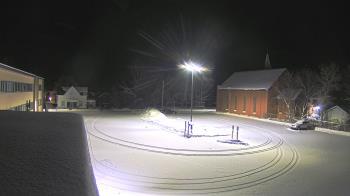 Weather camera view of Antwerp Primary School.