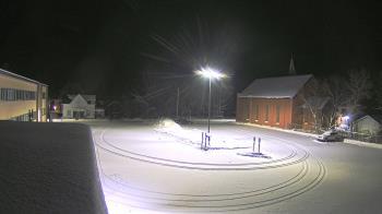 Weather camera view of Antwerp Primary School.