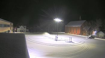 Weather camera view of Antwerp Primary School.