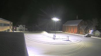 Weather camera view of Antwerp Primary School.