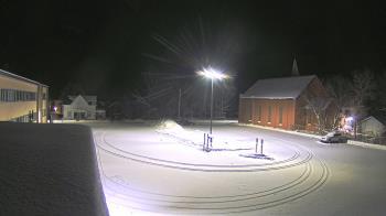 Weather camera view of Antwerp Primary School.