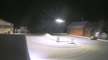 Weather camera view of Antwerp Primary School.