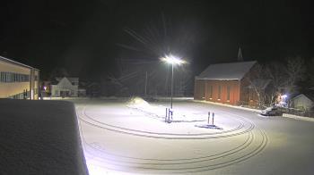 Weather camera view of Antwerp Primary School.