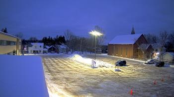 Weather camera view of Antwerp Primary School.