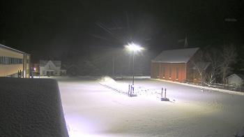 Weather camera view of Antwerp Primary School.