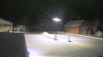 Weather camera view of Antwerp Primary School.