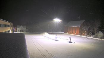 Weather camera view of Antwerp Primary School.