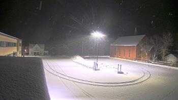 Weather camera view of Antwerp Primary School.