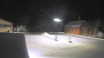 Weather camera view of Antwerp Primary School.