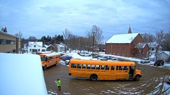 Weather camera view of Antwerp Primary School.