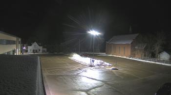 Weather camera view of Antwerp Primary School.