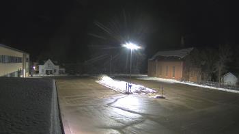 Weather camera view of Antwerp Primary School.