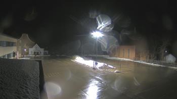 Weather camera view of Antwerp Primary School.