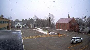 Weather camera view of Antwerp Primary School.