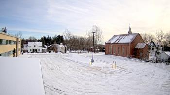 Weather camera view of Antwerp Primary School.