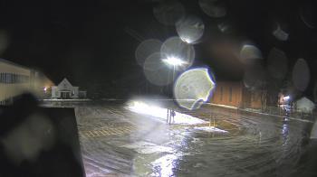 Weather camera view of Antwerp Primary School.