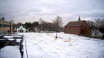 Weather camera view of Antwerp Primary School.