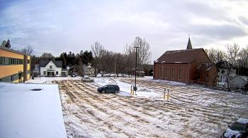 Weather camera view of Antwerp Primary School.