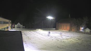 Weather camera view of Antwerp Primary School.