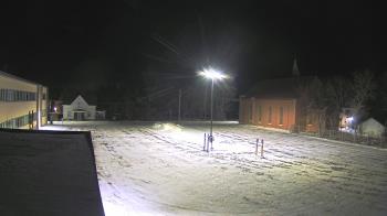 Weather camera view of Antwerp Primary School.