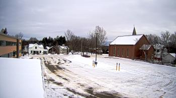 Weather camera view of Antwerp Primary School.