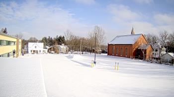 Weather camera view of Antwerp Primary School.